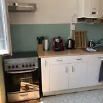 Petite Maison Avec Terrasse בית נופש Jurançon