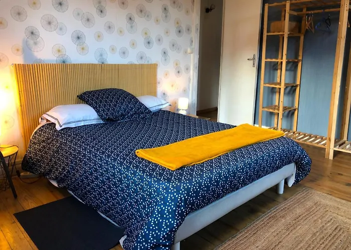 Petite Maison Avec Terrasse *